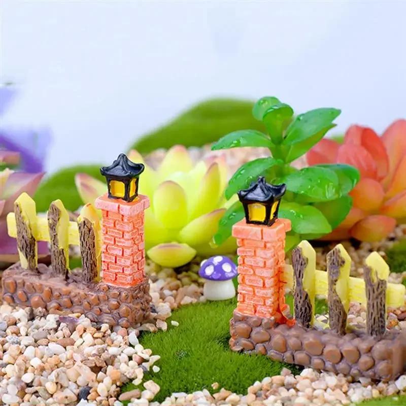 Home Decor Small Creative Gifts Mini Resin Fence Craft Garden Micro Figurines Tiny Ornaments Bonsai Garden Handmade Accessories