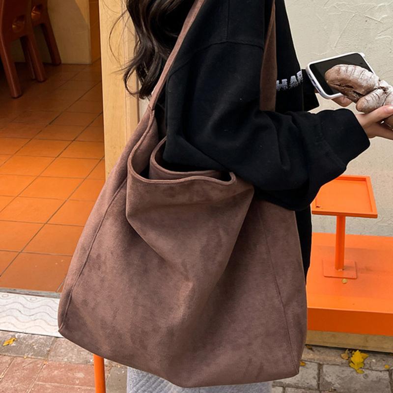 Women Large Capacity Shoulder Bag Suede Trendy Bag Fashion All-Match Bag for Daily Office Use Solid Color Handbag
