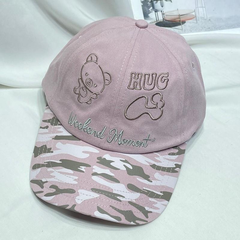 Hug Cartoon Bear Embroidered Baseball Hat With Sunshade For Casual Fashion розовый
