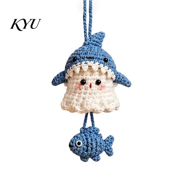 Halloween Gift Ornament Decoration Handmade Crochet Ghost Keychain, Cute Plush Animal Charm for Bags Fashionable Key Keys, Spooky Festive Knitted with