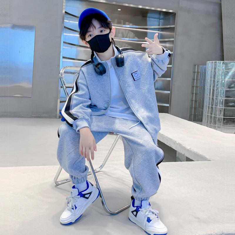 Autumn 2024 Boys' Korean-Style Two-Piece Suit: Trendy Loose Fit for Kids