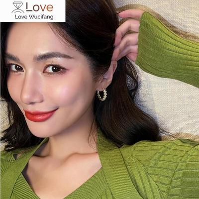 Korea New Design Fashion Jewelry Exquisite Copper Set Zircon Scallop Hoop Earrings Elegant Women 'S Daily Work Accessories