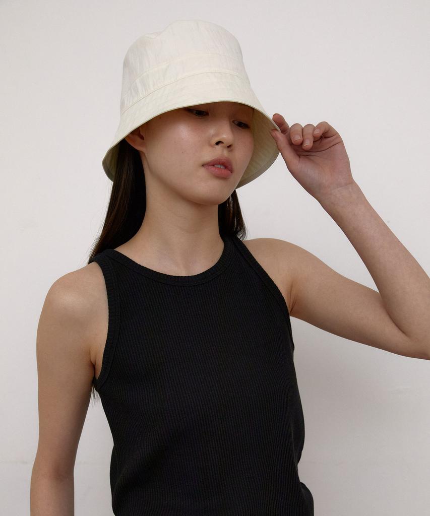 38COMEONCOMMON Cotton Bucket Hat (Ivory)