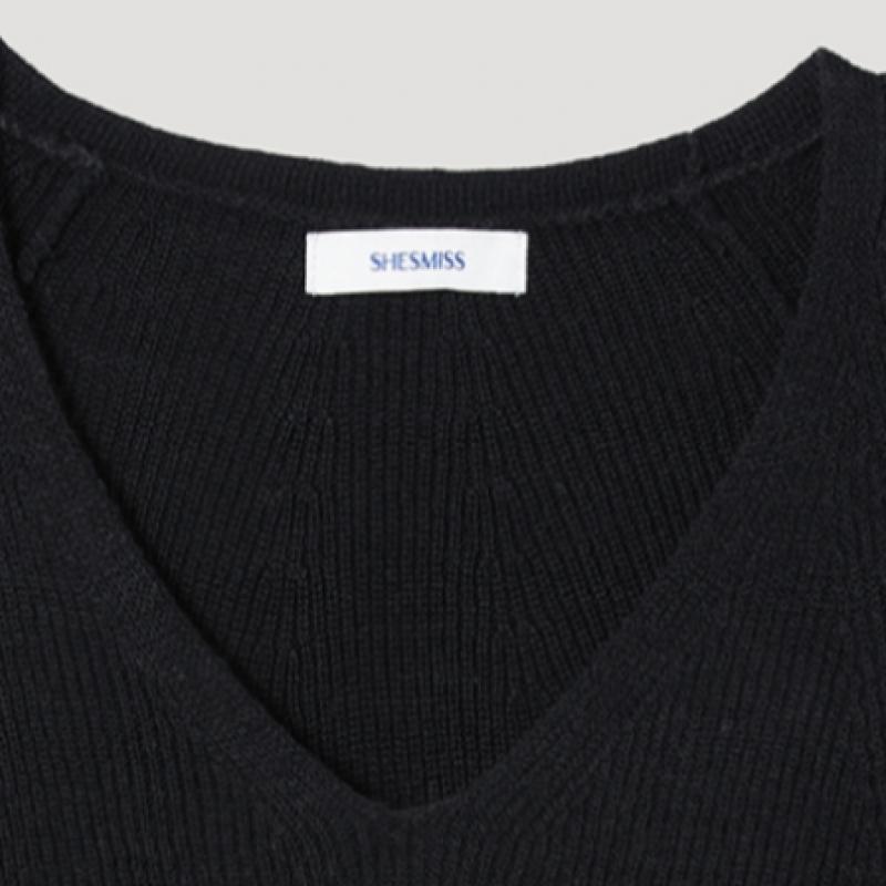 Ona S miSS Žebrovaný pletený svetr s výstřihem do V SSkpop12040 Bk