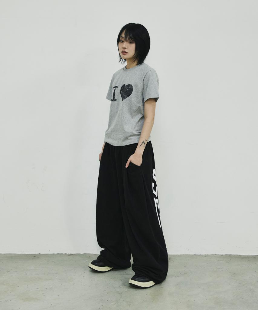 SCALLYWAG Summer Melting Lettering Sweatpants [Black]
