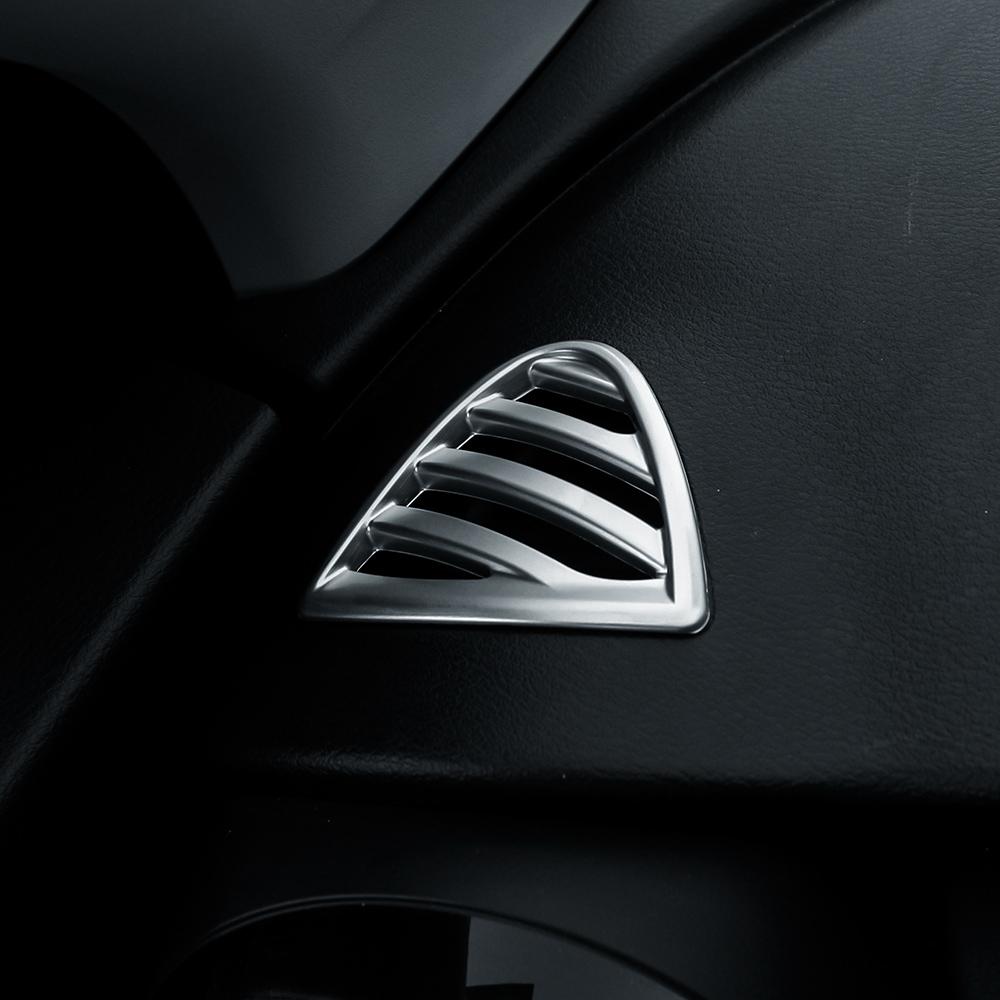 For Nissan Kicks 2017 2018 2019 2020 2025 2025 LHD AC Vent Sticker Air Conditioning Outlet Cover Styling Interior Accessories