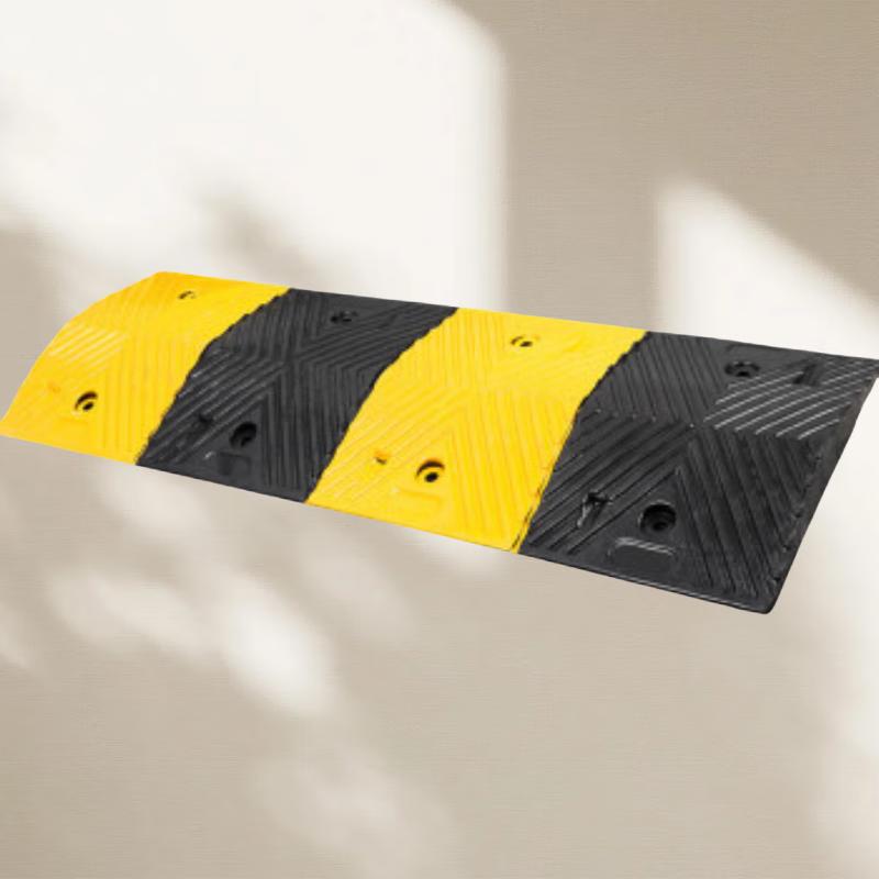 Heavy Duty Rubber Speed Bump