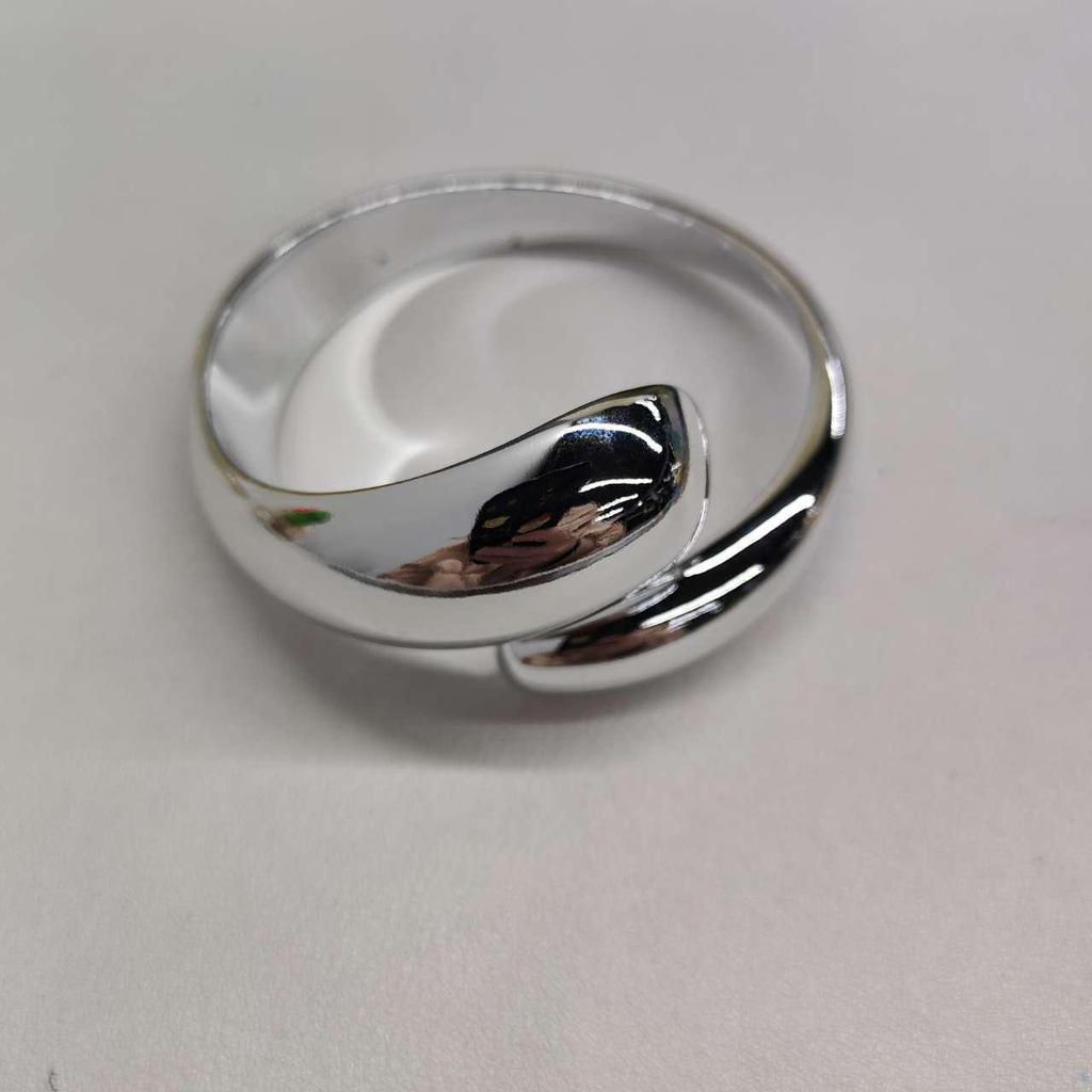 Exaggerated High-End Cold Style Bracelet: European-American Fashion Jewelry