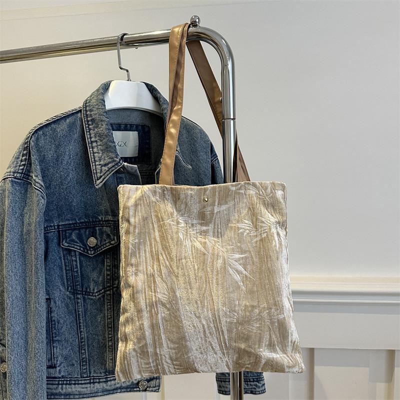 

Stylish Commuter Shoulder Bag Fashionable Large Capacity Tote Bag For Women