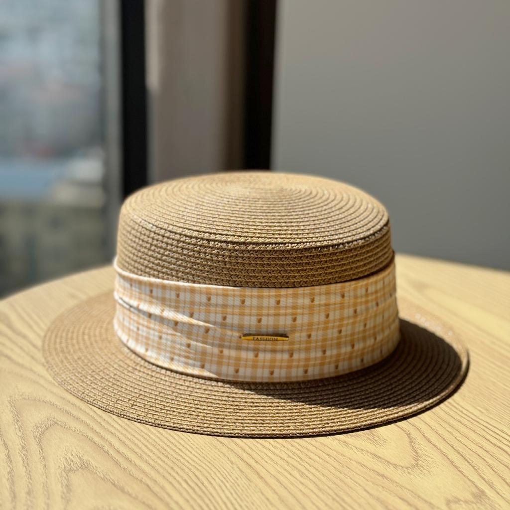 New Internet Celebrity Straw Hat Children Spring and Summer French Flat Top Top Hat British Sunshade Sunscreen Travel Show Face Small Flat Edge Hat