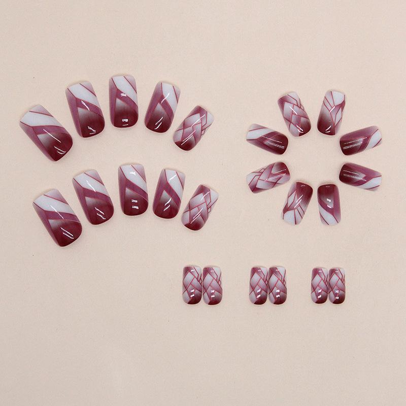 24 Pcs European and American Square Medium and Long Broken Crack Burgundy Glass Nail Art Piece Finished Wear Nail