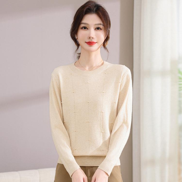 Elderly Women's Spring, Autumn and Winter Long-sleeved Mother's Sweater T-shirt Loose Large-size Middle-aged Knitted Sweater