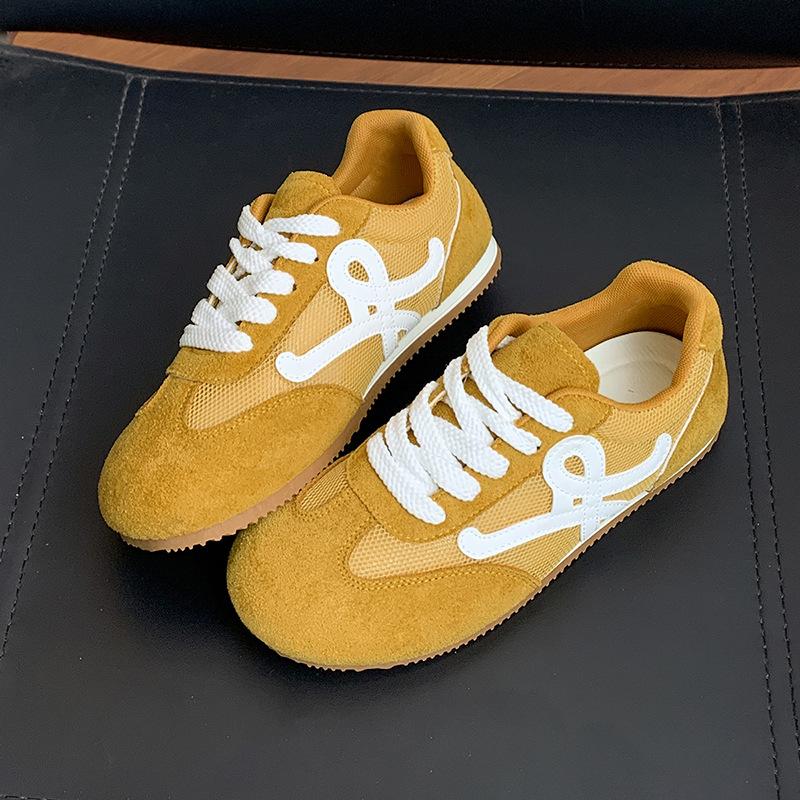 

Mesh breathable German training shoes women s little white shoes 2025 new summer versatile thin hollow Forrest Gump sports shoes board shoes 40 жёлтый