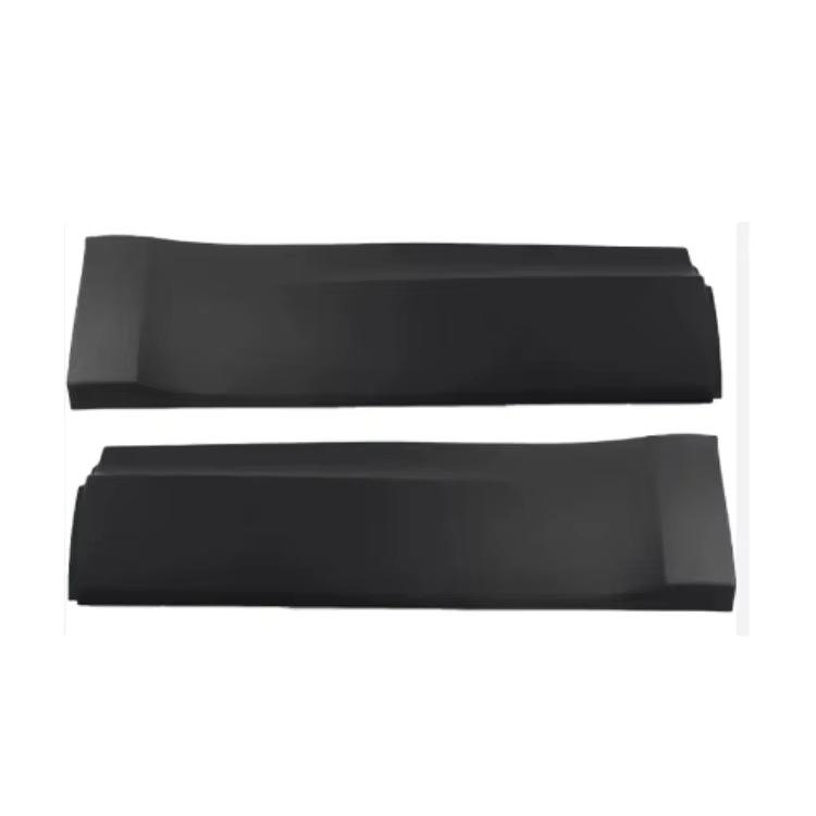 The CAS500010PCL CAT500010PCL fits Land Rover Discovery 4 mudguards.