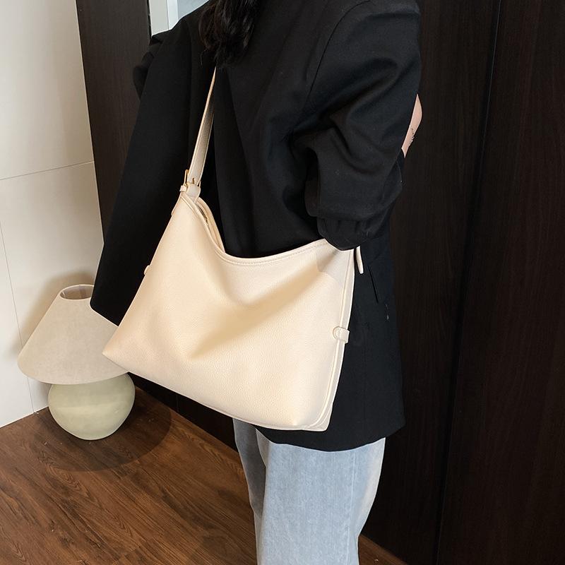 Premium large-capacity bag 2025 new spring and summer fashion retro tote bag messenger bag