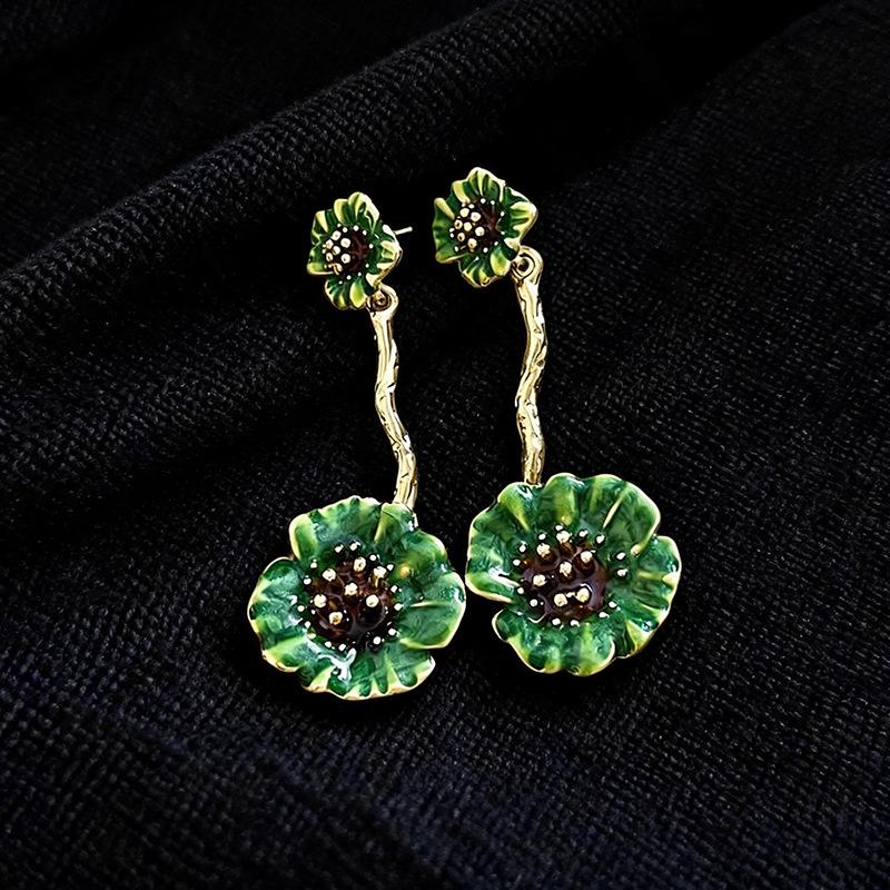 Silver Needle Creative Geometric Floral Drop Earrings - High-End, Unique Fashion Studs for Women
