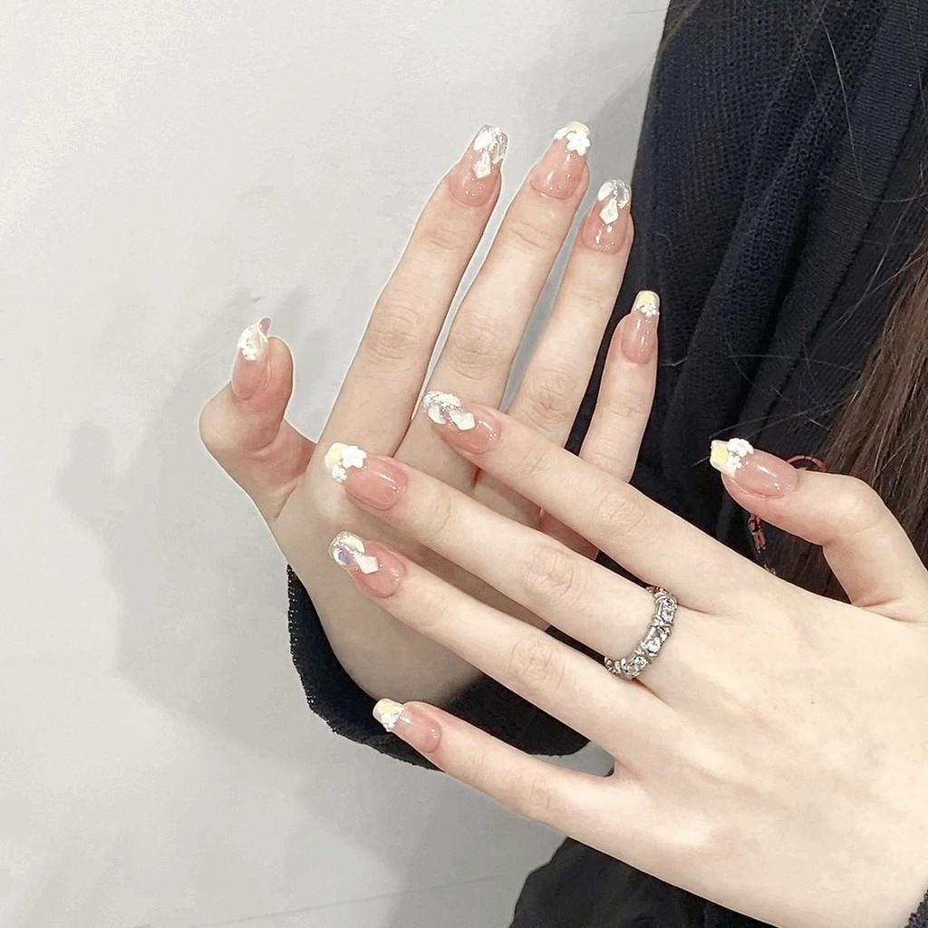 Fake Nails Romantic Flower Crystal Starry Sky press on nails acrylic Fake Nails Reusable Fake Nails