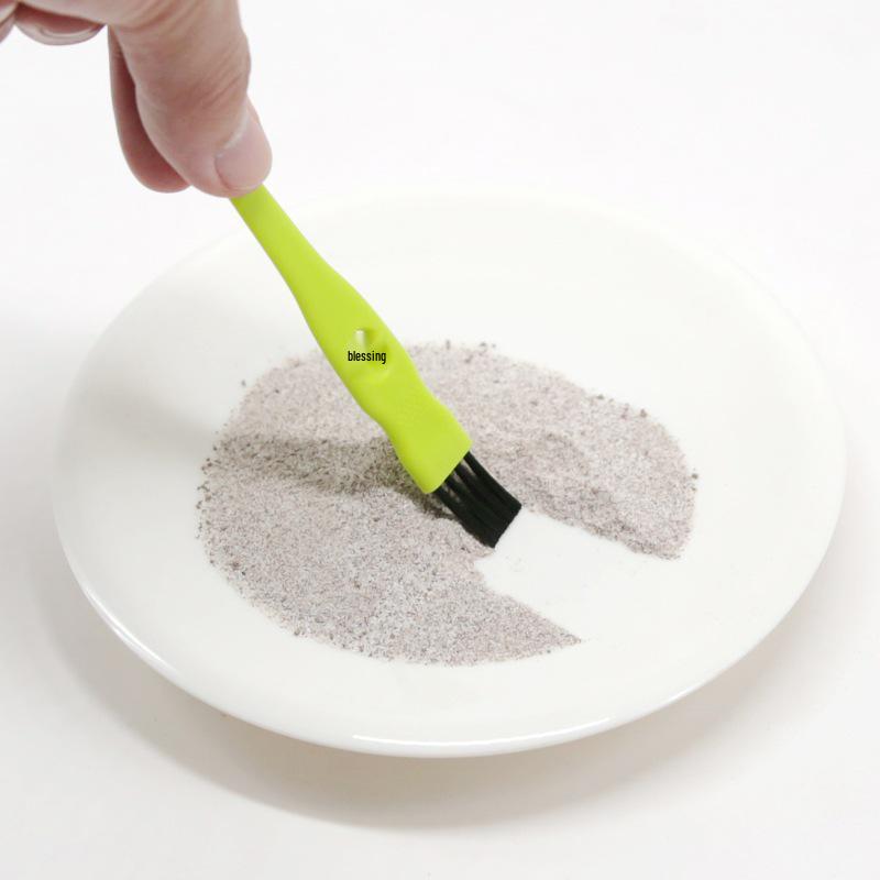 Multi-Use Brush: Dusting, Mosquito Lamp Cleaning, Humidifier Sweeper, Garlic Press Cleaner
