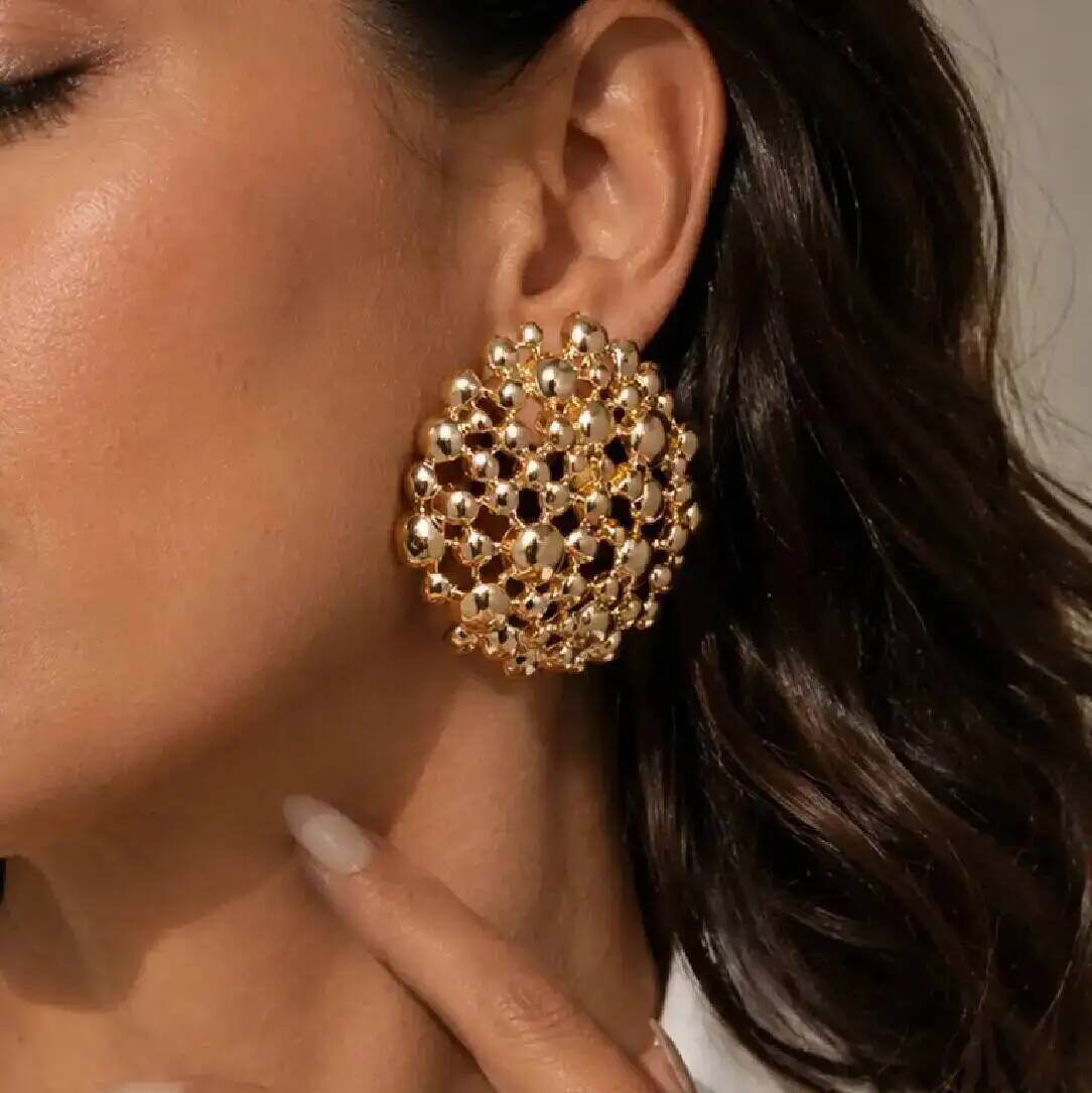 IngeSight.Z 1 Pair Vintage Geometric Hollow Out Circular Stud Earring Women Trendy Gold Color Piercing Earring Jewelry 2026 New
