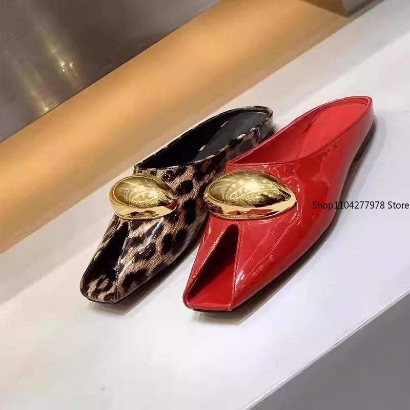 Fashion 2025 Show Style Fish Mouth Sandals Metal Buckly Flat Slippers Summer Fashion Sexy Professional Commuter Women Shoes Leopard Red