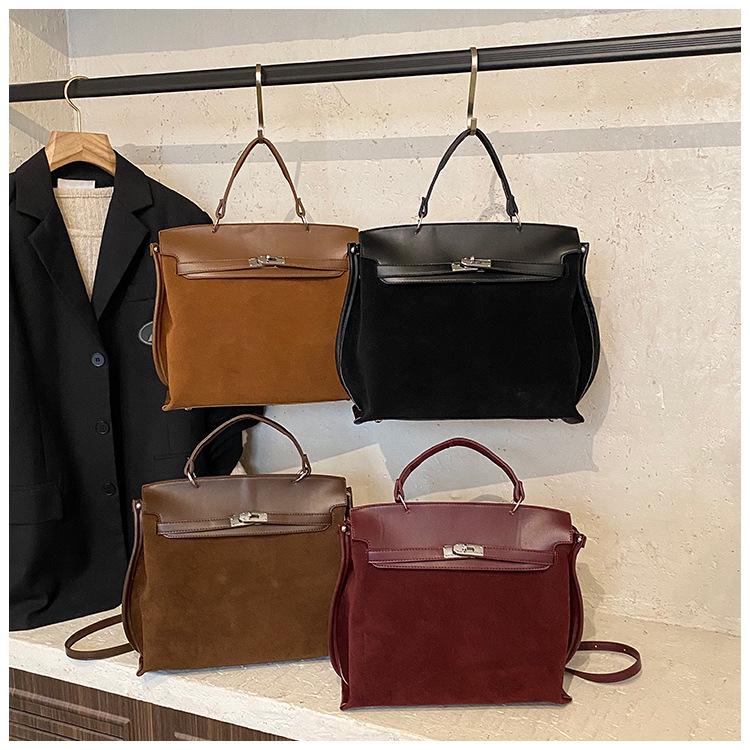 Women's Retro Frosted Leather Crossbody Handbag - Luxury Kelly Bag