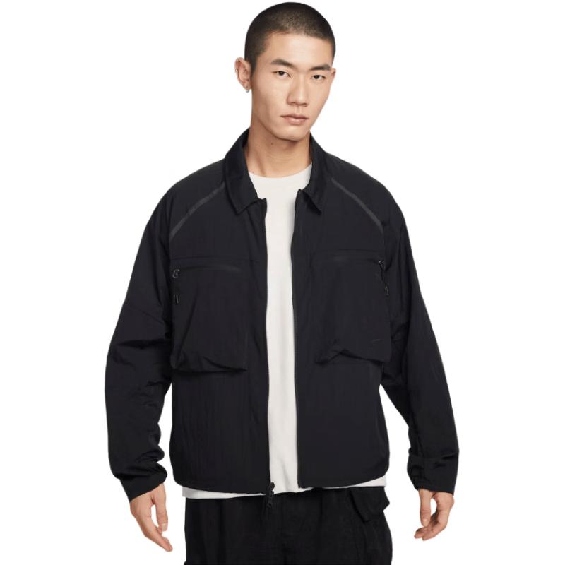 Nike Men s Versatile Woven Jacket L