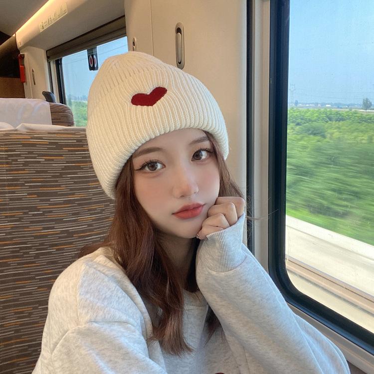 Cute embroidered love wool hat women's autumn and winter warm casual versatile student knitted hat show face small cold hat