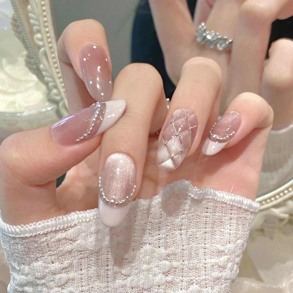 Premium Handmade French Cat Eye Medium Nail Tips: High-Quality Finish, Versatile & Ready-to-Wear.