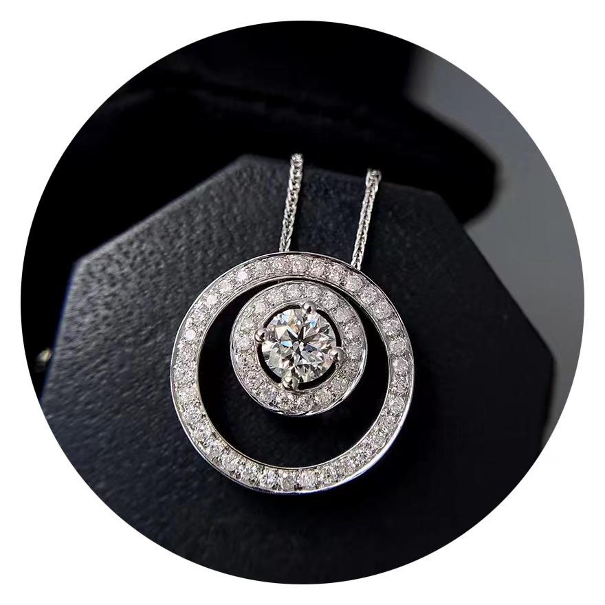 2024 Moissanite Inlaid Round Carat Necklace for Women - High-End Light Luxury Clavicle Chain Jewelry