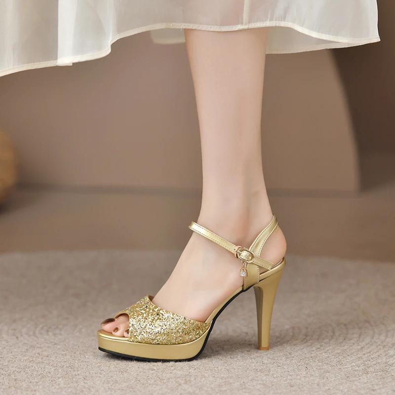 Golden Fashion Luxury New Women's Shoes Buckle Heart New Summer Ladies Waterproof Platform Sandals High Quality Women's Shoes