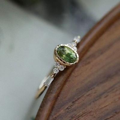 Fresh and Refreshing Olive Green Gem Rings for Women Vintage Design High Grade Light Luxury Engagement Ring  Jewelry