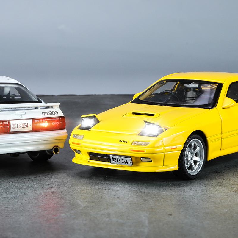 1/32 Mazda RX7 Alloy Car Model Diecast Toys Vehicles Children Boys Gift Sound and Light Collection Miniature Voiture Home Decor
