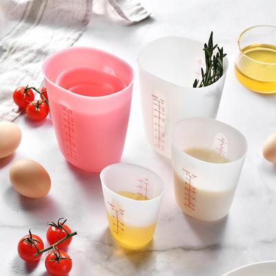 Set di Tazze Misurino in Silicone Transfrontaliero: 3 Pezzi, Doppia Scala (ml/oz), Resistente alle alte temperature per la cottura.