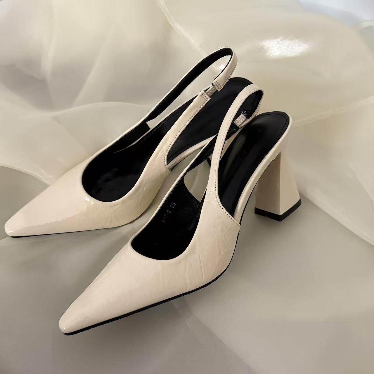 

Baotou sandals women s summer 2025 new Korean version commuter high heels French patent leather high-end pointed thick heel single shoes 39