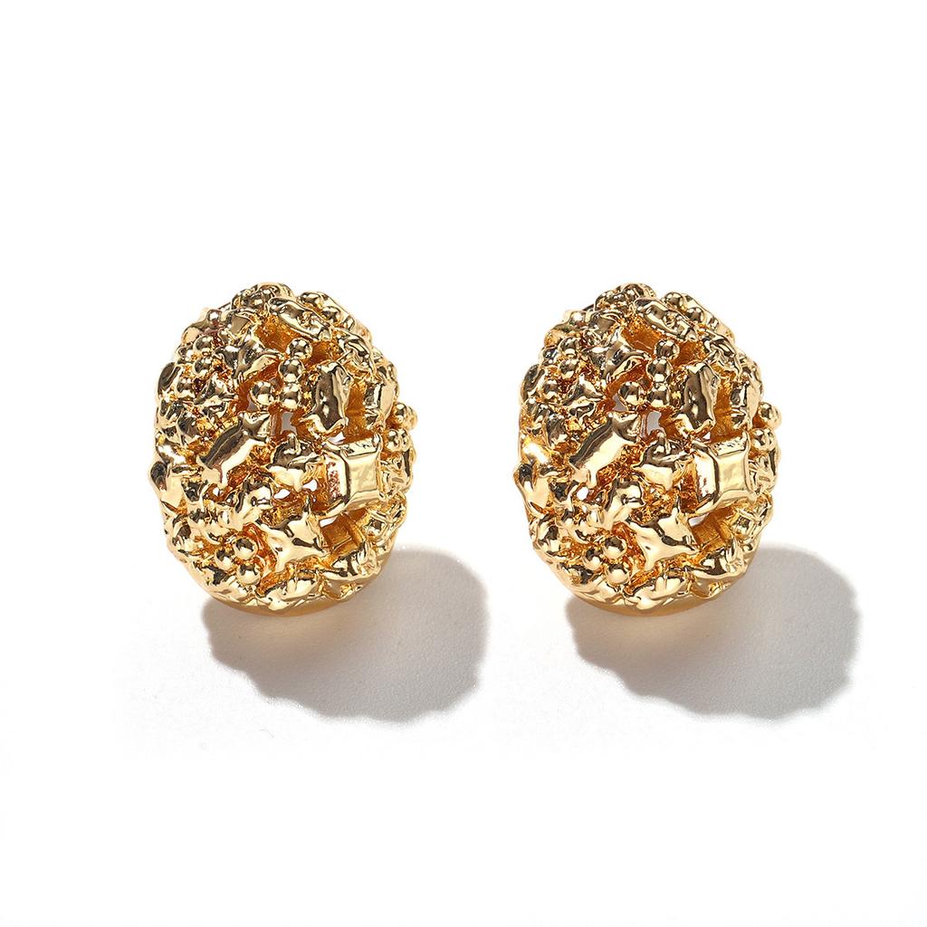 European and American exaggerated geometric pleated metal wind earrings women's fashion Doudou simple earrings ins personalized stud earrings