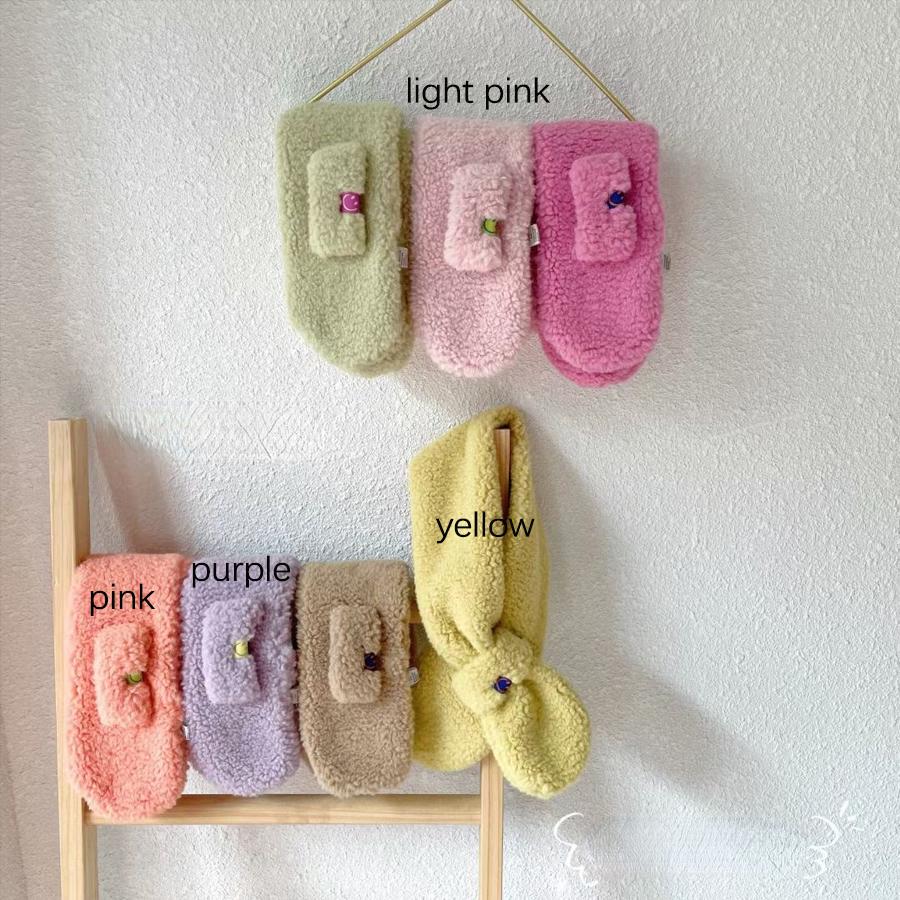 

Зимний детский плюшевый шарф ярких цветов для мальчиков и девочек, теплый шарф с крестом для малышей 10*75CM жёлтый