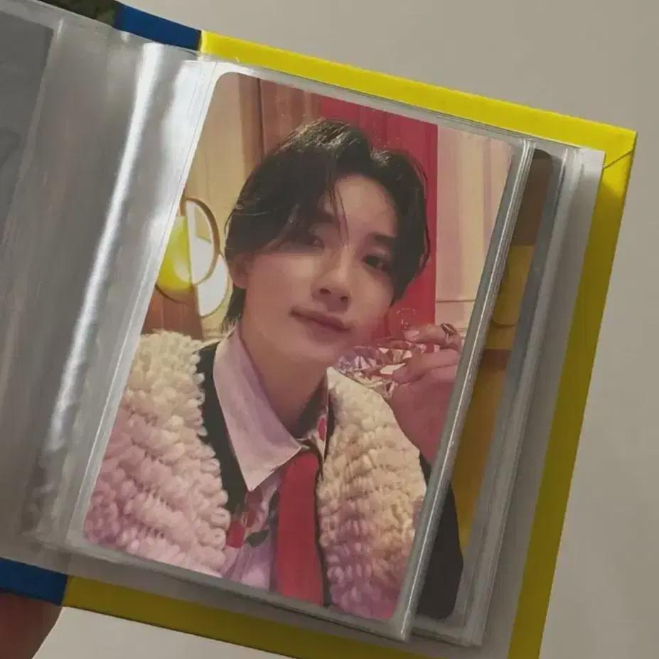 

Открытка с поздравлениями к сезону 2023, выбранная Seventeen