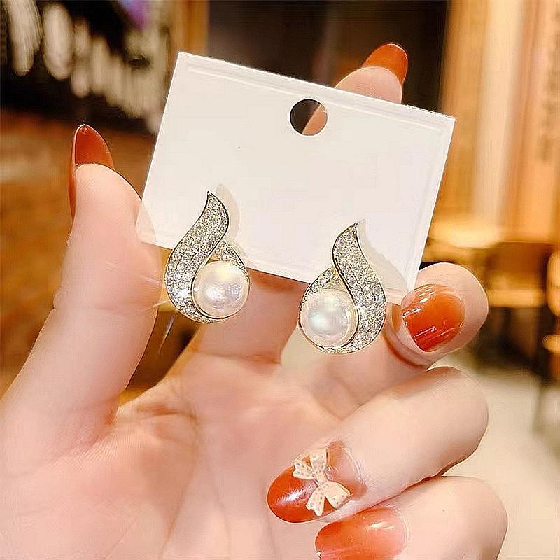 2022 Trendy Forever Love Water Drop Pearl  Rhinestone S925 Sterling Silver Stud Earrings for Women