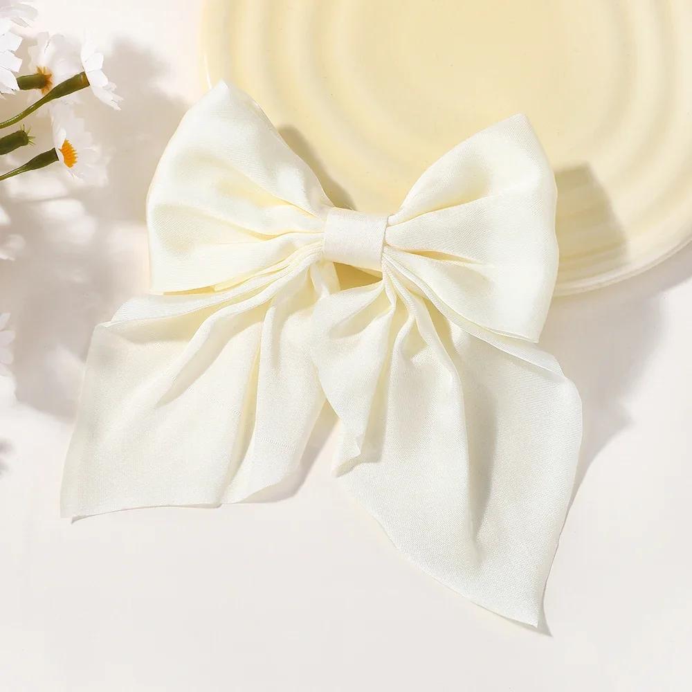 1Pcs Girls Solid Color Satin Butterfly Barrettes Fresh Color Hairbows Ponytail Clip Women Travelling Headwear Hair Accessories