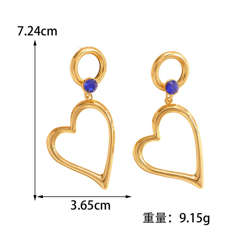 New heart-shaped minimalist hollowed-out earrings, pendants, round alloy stud earrings, light luxury style earrings and earrings