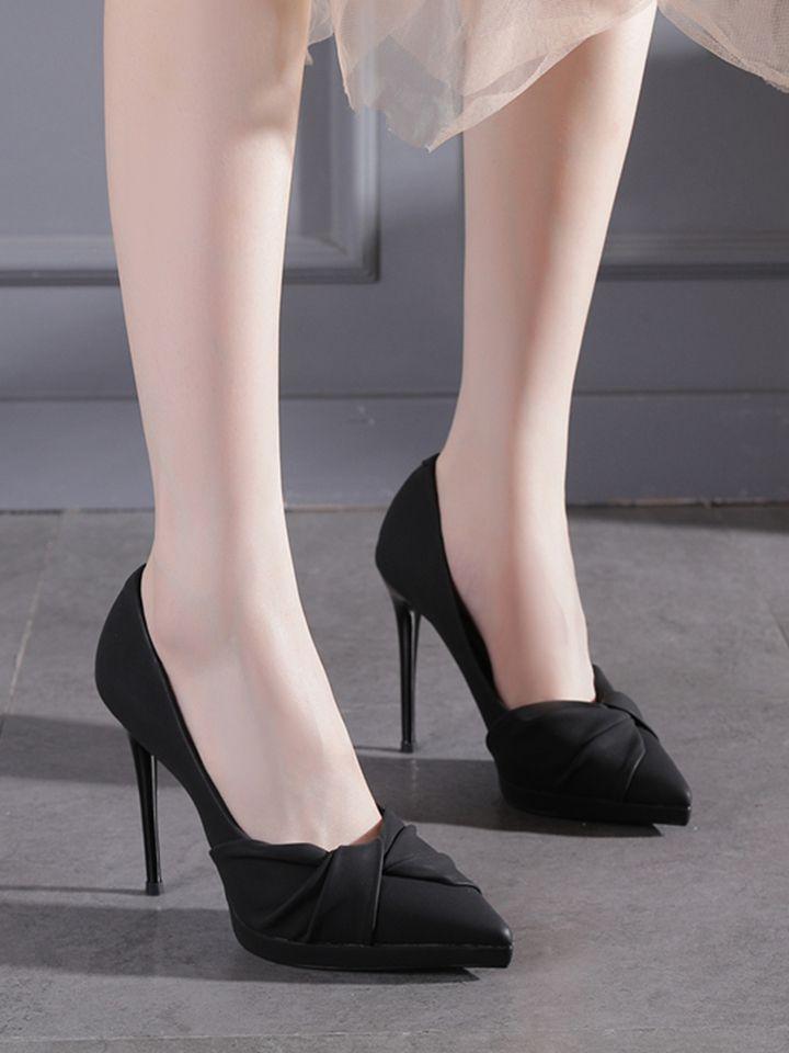 Pointed thin heel waterproof table high heels, spring and autumn 2025 new French celebrity beige light mouth temperament single shoes women