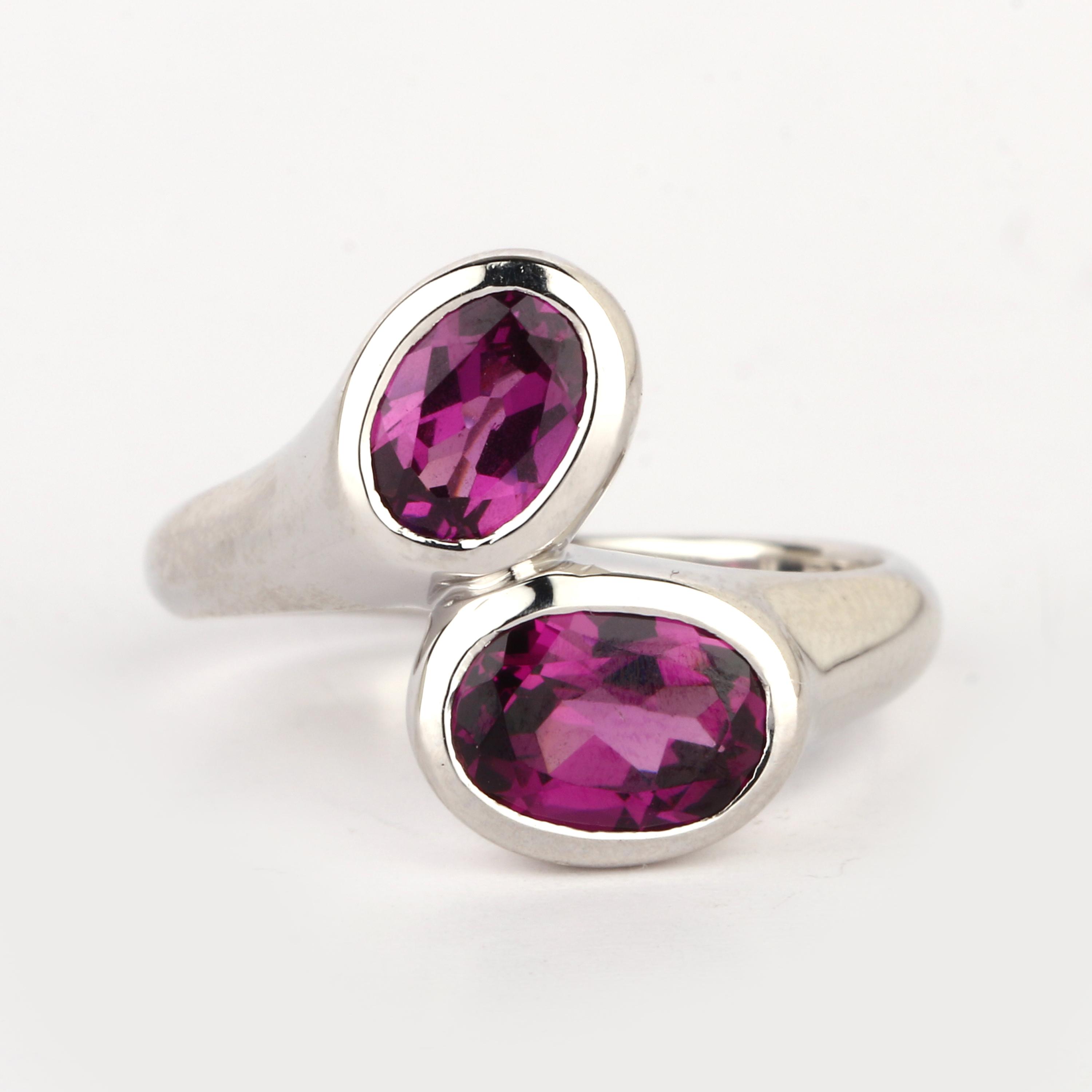 

Natural Mozambique Purple Garnet Oval Ring 925 Sterling Silver Rhodium Plated Fine Jewelry Gift for Her 10 срібний