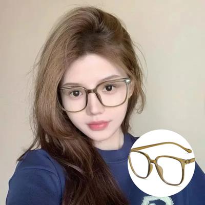 New Trend Ultra Light Glasses for Women Vintage Oversized Round Frame Blue Light Blocking Computer Reading Eyewear