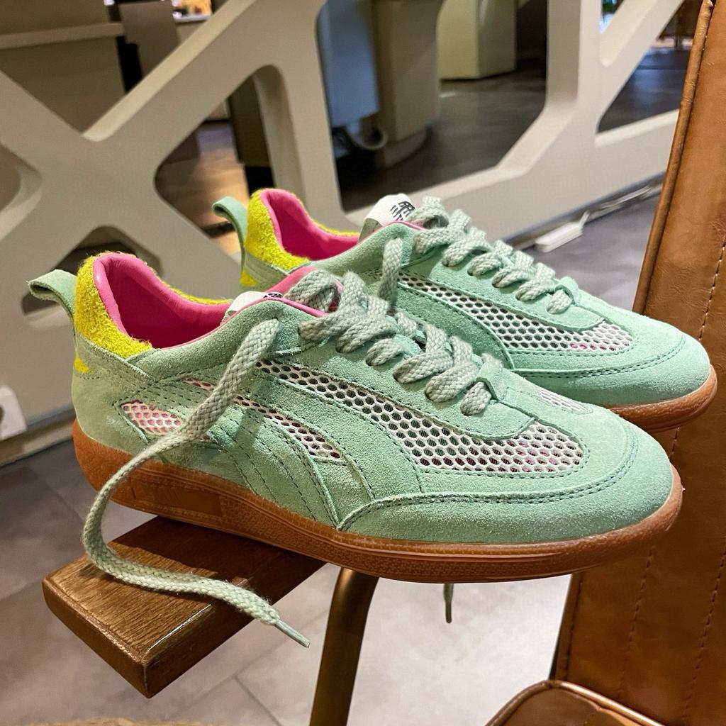 2025 new autumn dopamine breathable net shoes women's versatile flat baseplate shoes casual sports little white shoes German training shoes