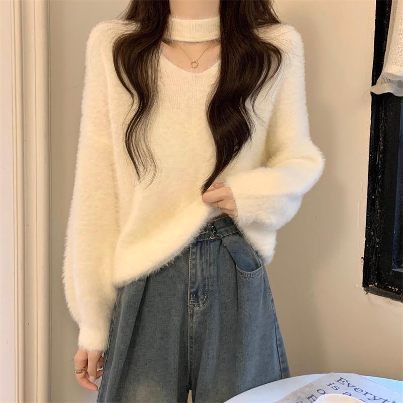 White Halterneck Mohair Sweater for Women in Autumn and Winter V-neck Knitted Bottoming Shirt Soft Waxy Mink Velvet High-end Top