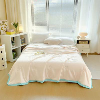 New Class a Soybean Fiber Summer Quilt Washable Air Conditioning Quilt