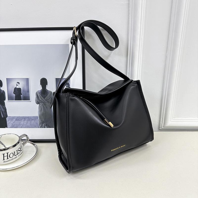 Urban simple oil wax pictorial tote bag women's new spring large-capacity bag shoulder bag commuter