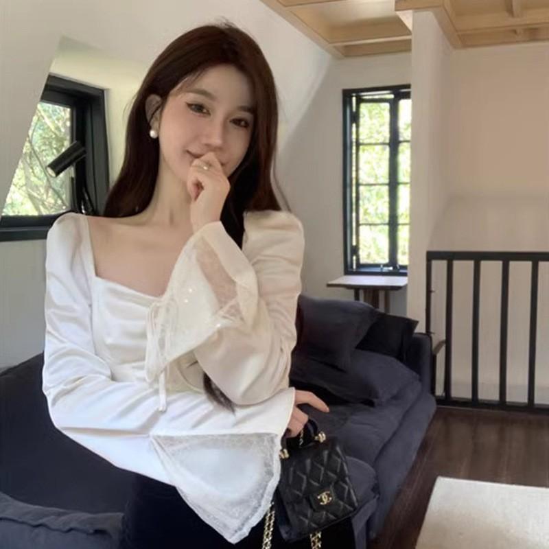 Damen Frühling und Sommer Kurzstil Quadratkragen Temperament Langarm Oberteil