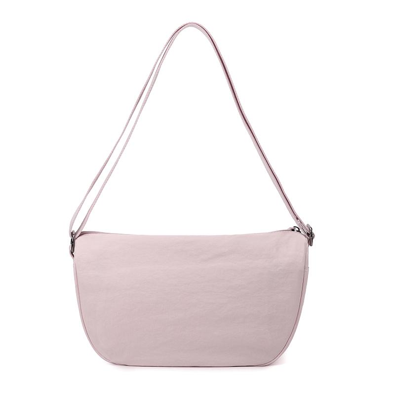 Simple and fashiable single-shoulder bag for women. New style, casual, lightweight, trendy crossbody bag. High-end, pure color