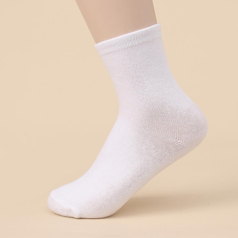 Simply Women s Mid-Calf Cotton Socks 5-Pair Set, Plain White
